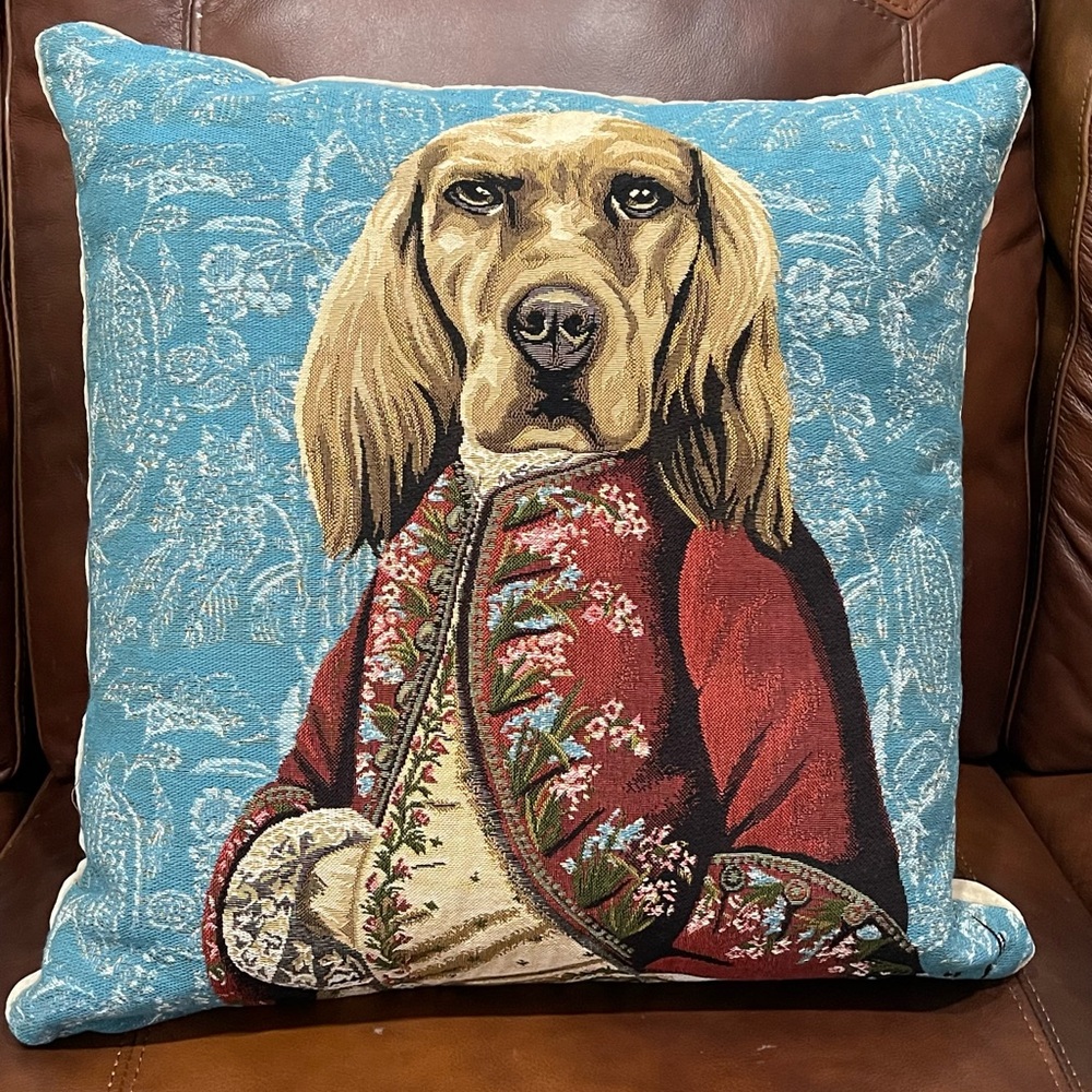 Hines of Oxford Sir Henry Hound Tapestry Pillow with British Velvet Backing